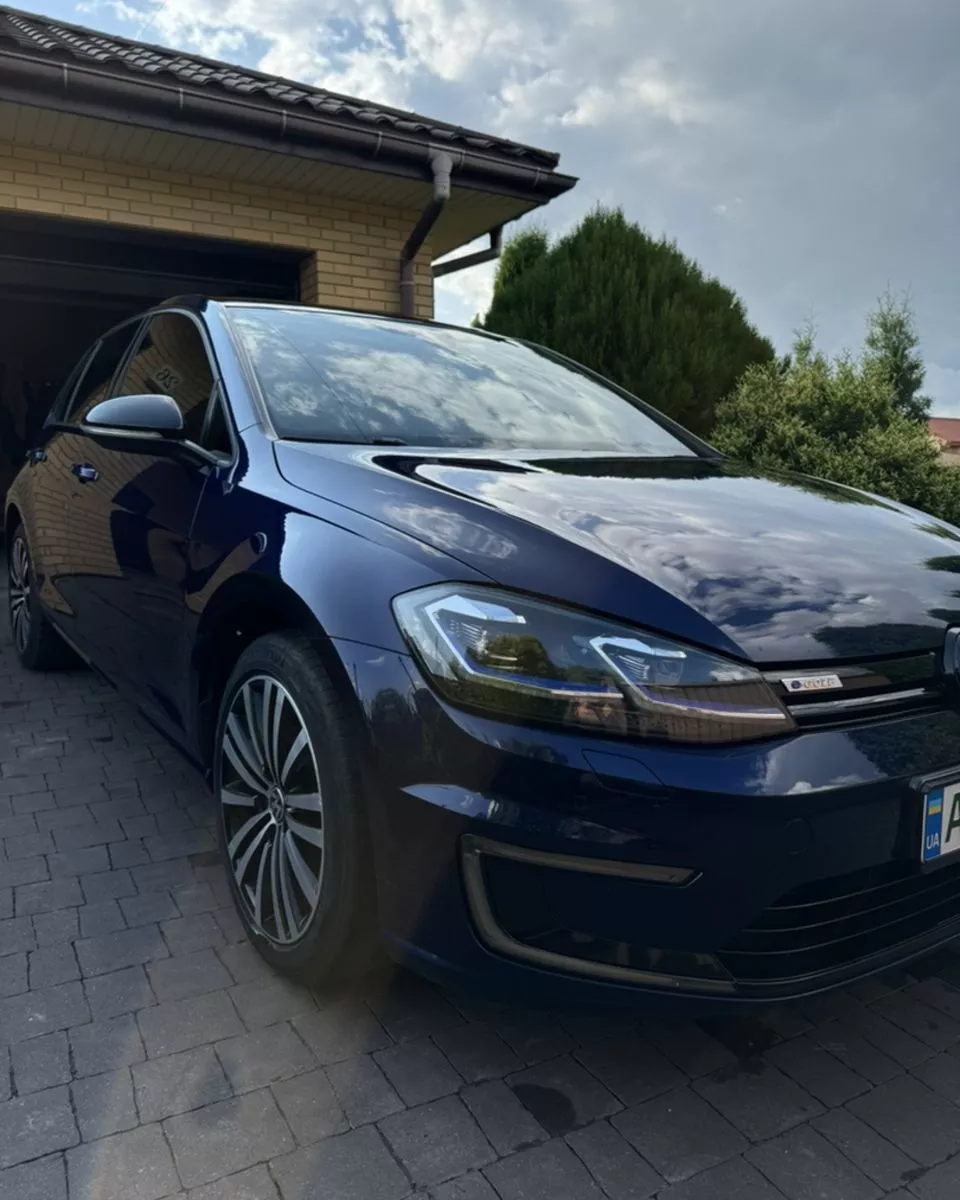 Volkswagen e-Golf  201821