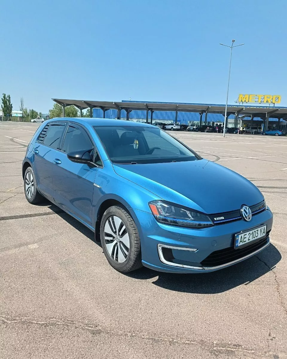 Volkswagen e-Golf  24 kWh 201541