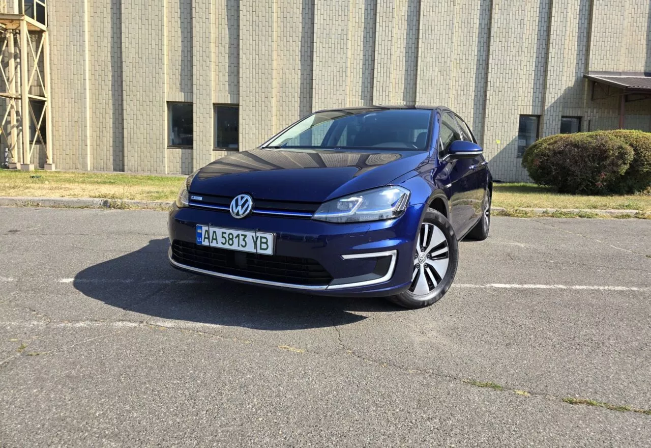 Volkswagen e-Golf  35.8 kWh 201701