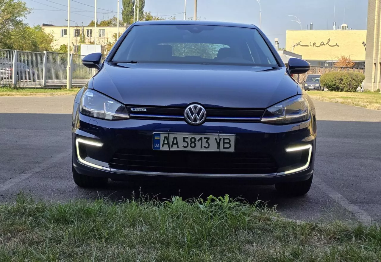 Volkswagen e-Golf  35.8 kWh 201711