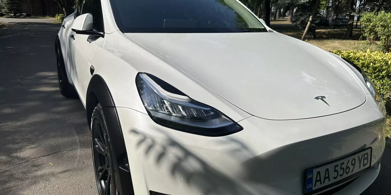 Tesla Model Y  202231