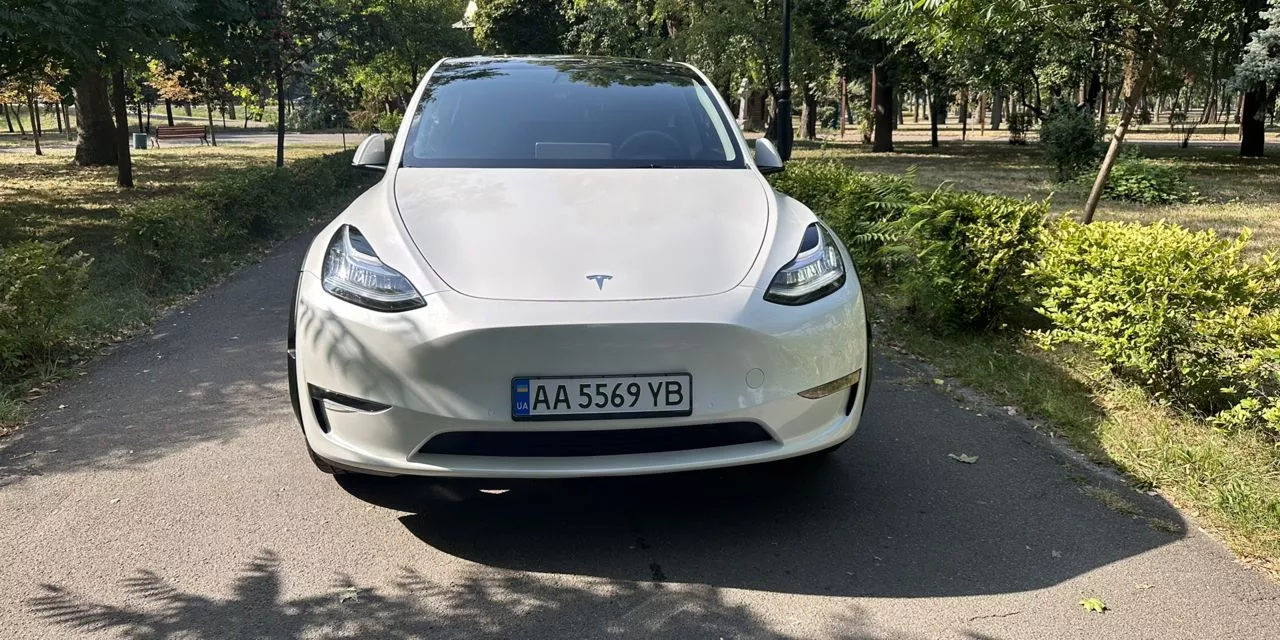 Tesla Model Y  202251