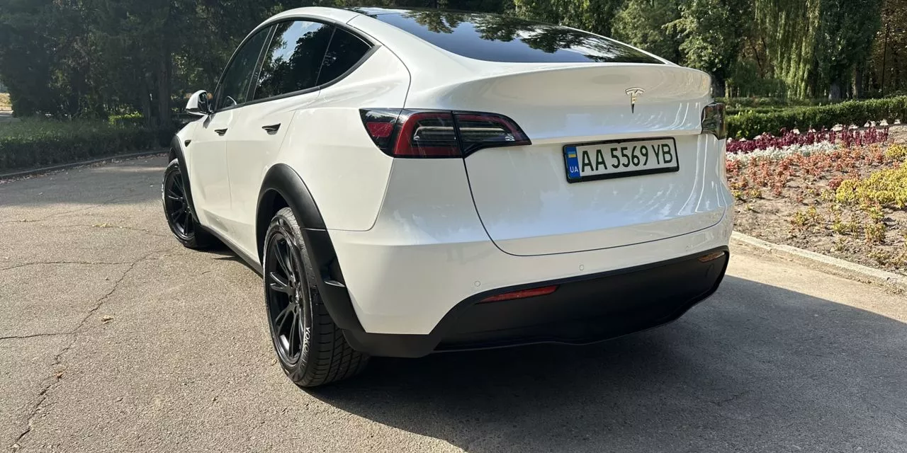 Tesla Model Y  2022271