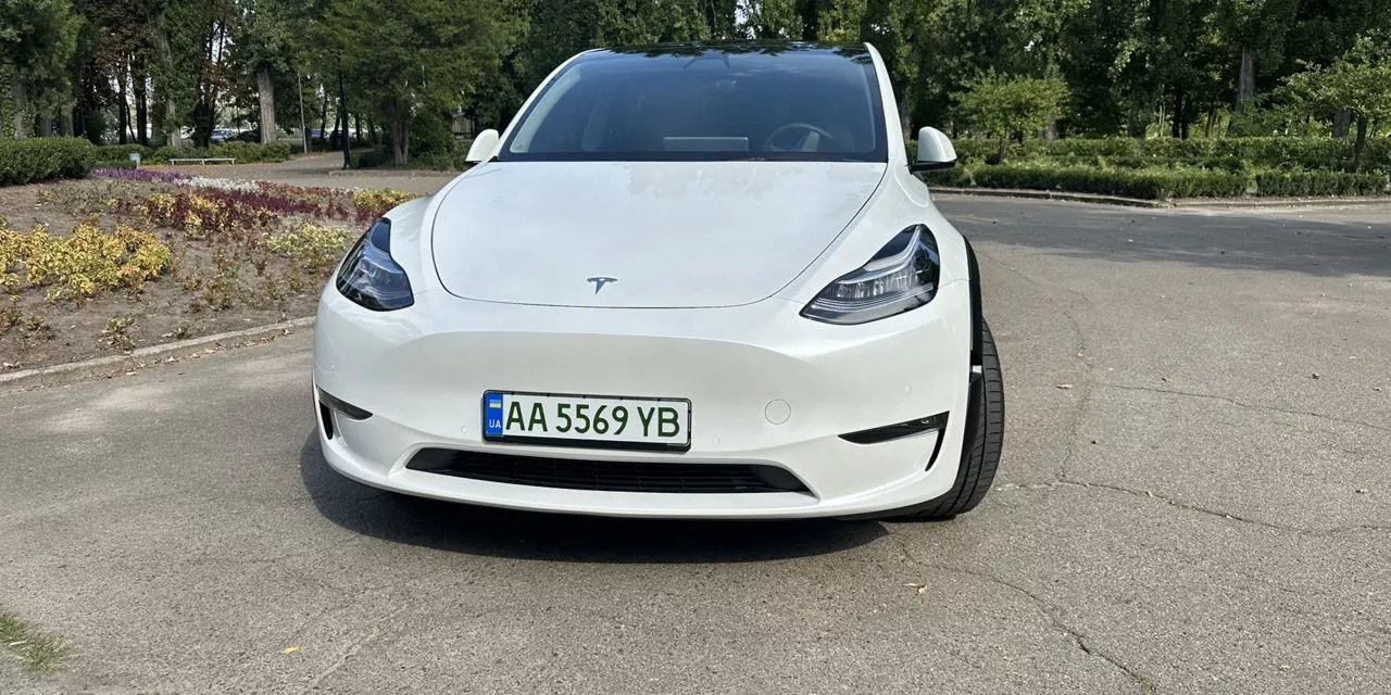 Tesla Model Y  2022371