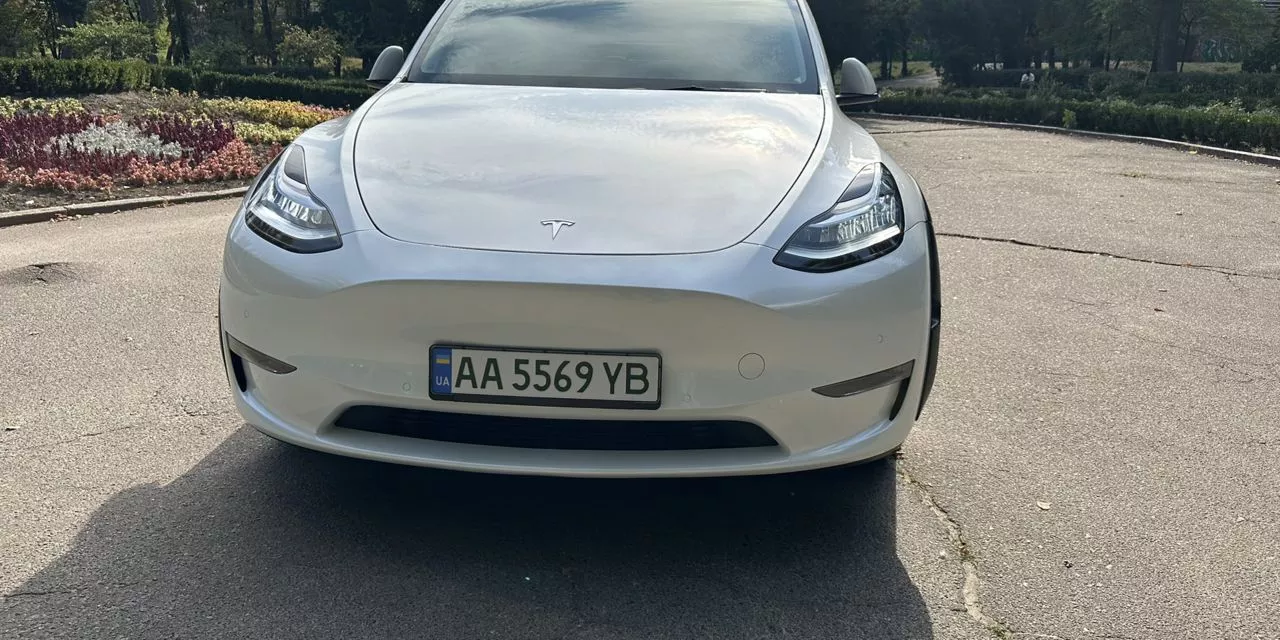 Tesla Model Y  2022411