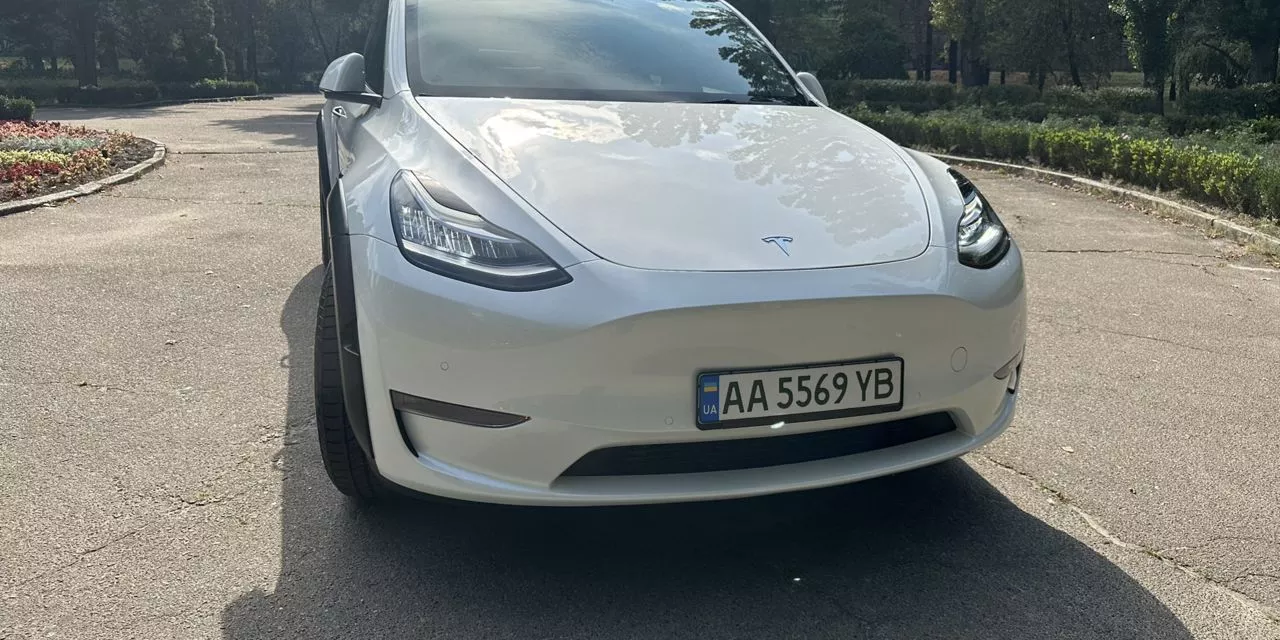 Tesla Model Y  2022421