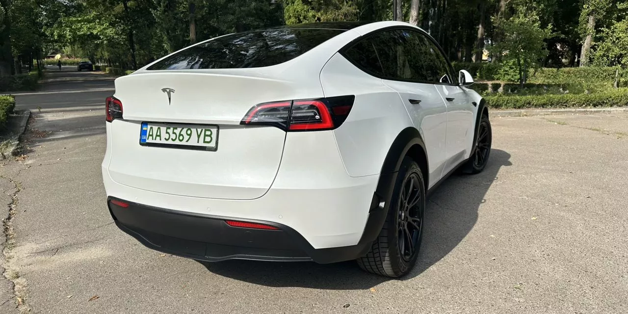 Tesla Model Y  2022481