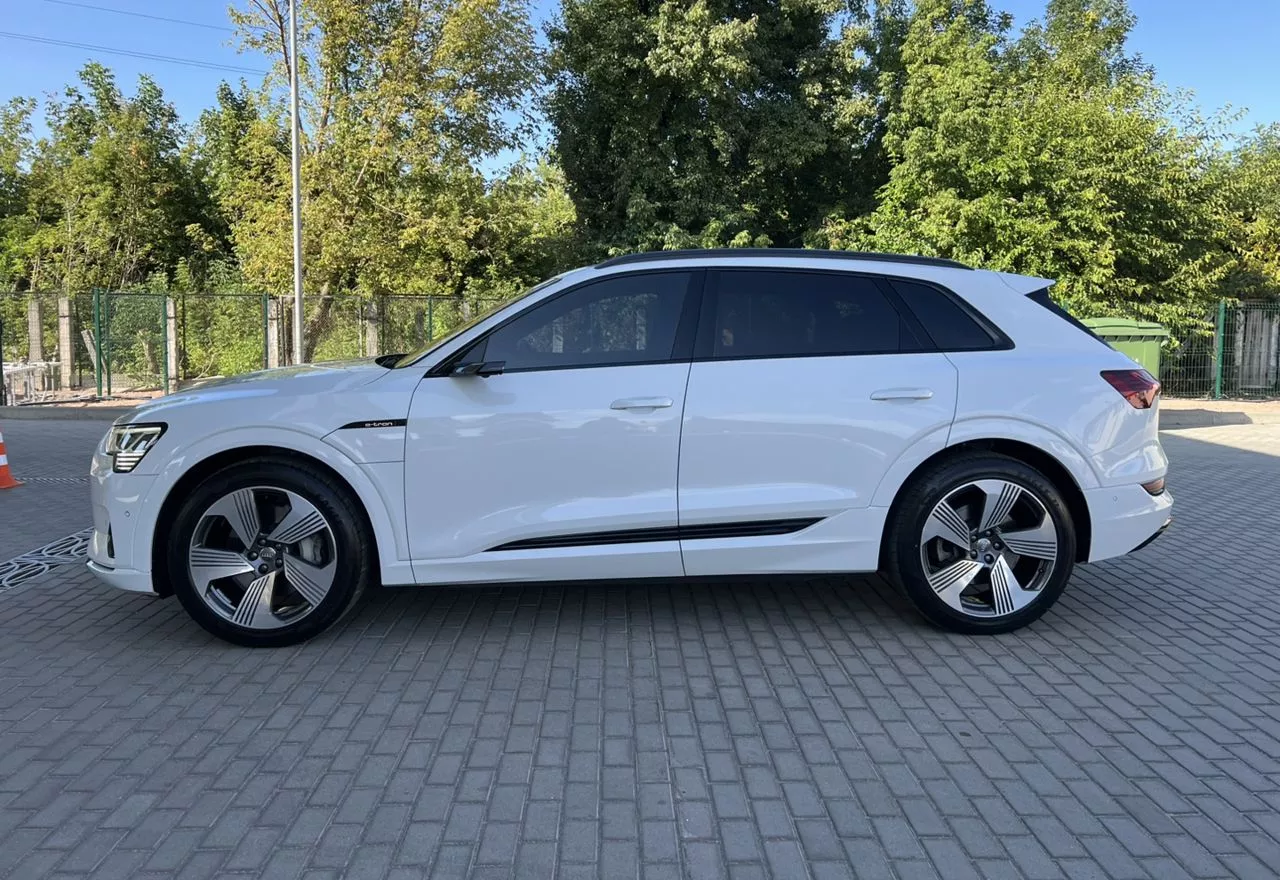 Audi E-tron  201951