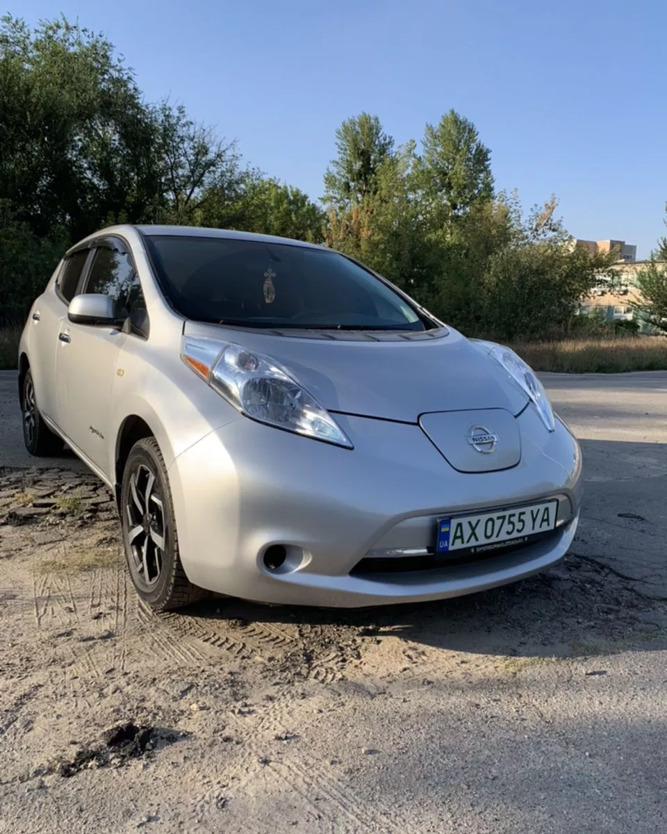 Nissan Leaf  201501