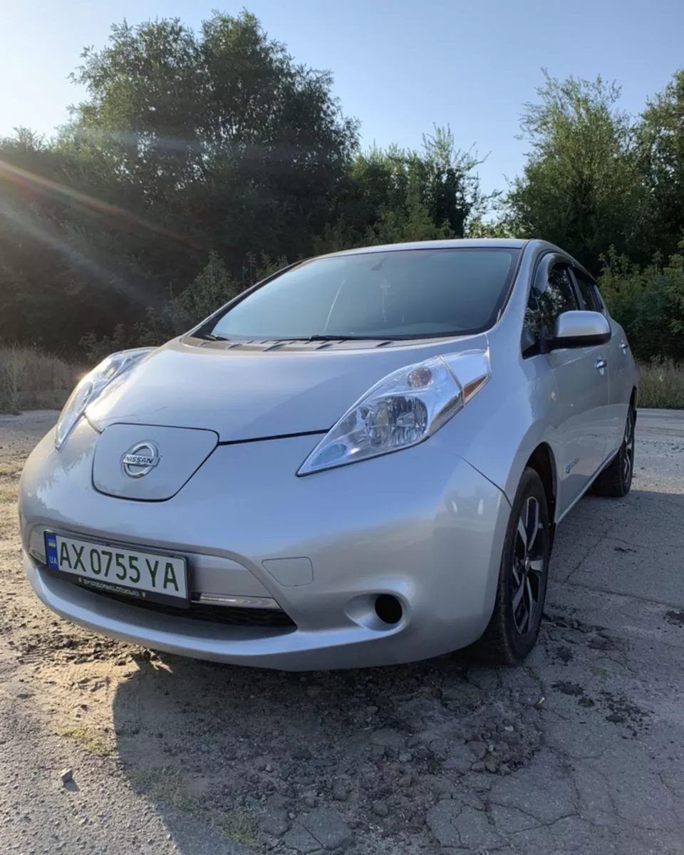 Nissan Leaf  201511