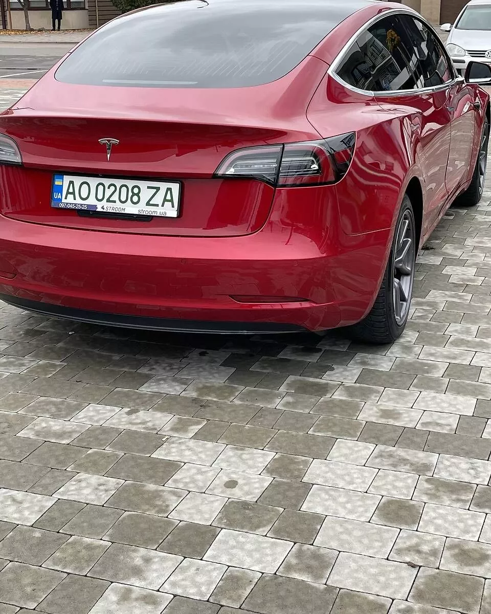 Tesla Model 3  75 kWh 2018271