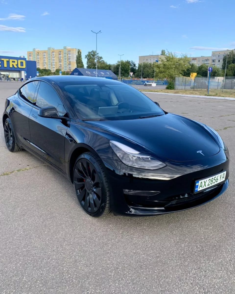 Tesla Model 3  82 kWh 202281