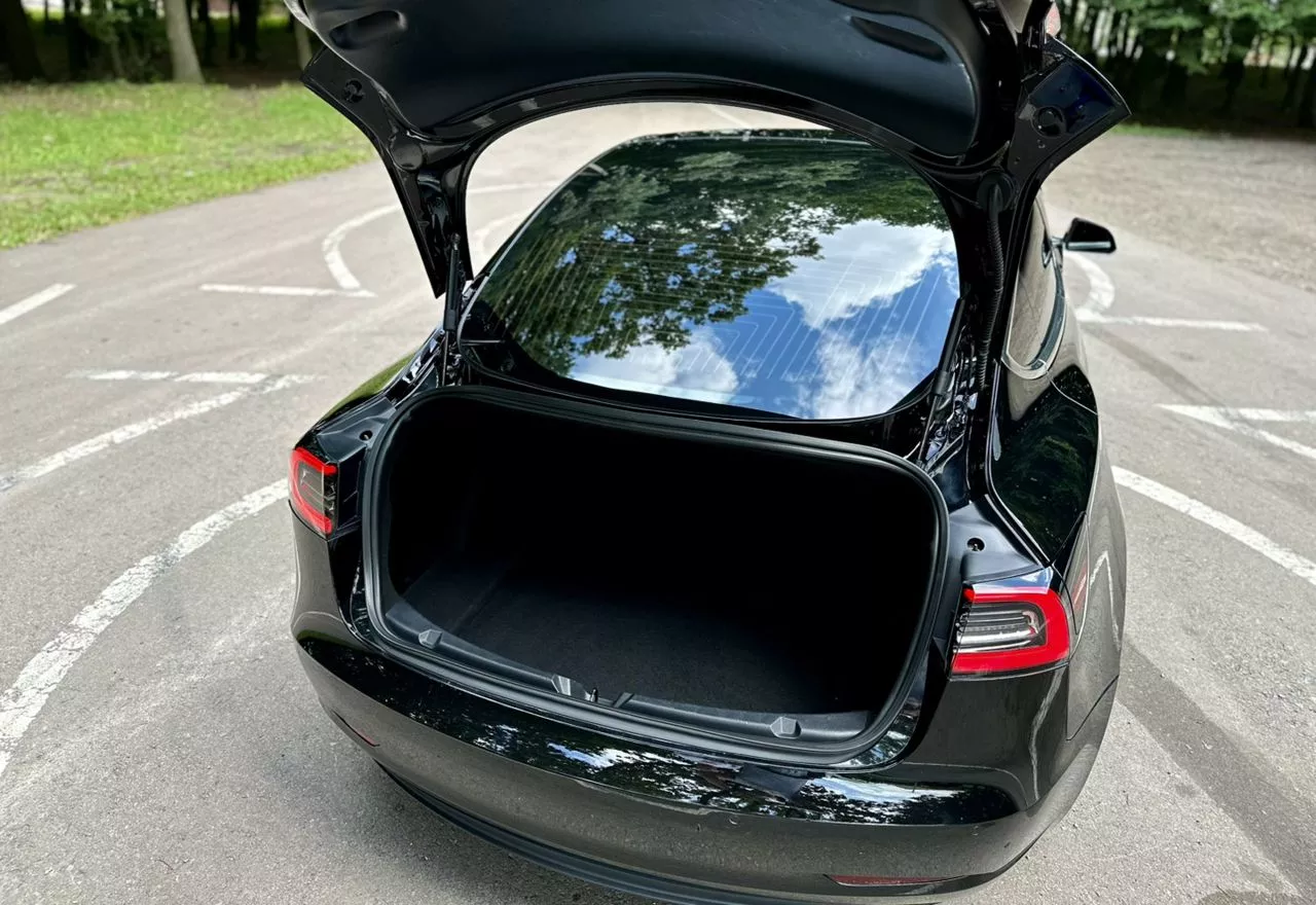 Tesla Model 3  60 kWh 2019201