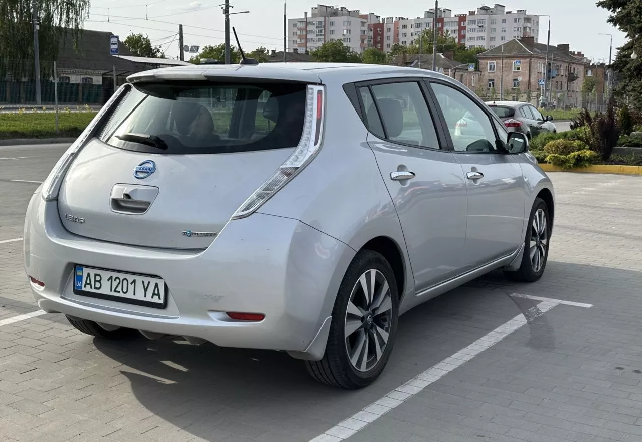 Nissan Leaf  30 kWh 201521