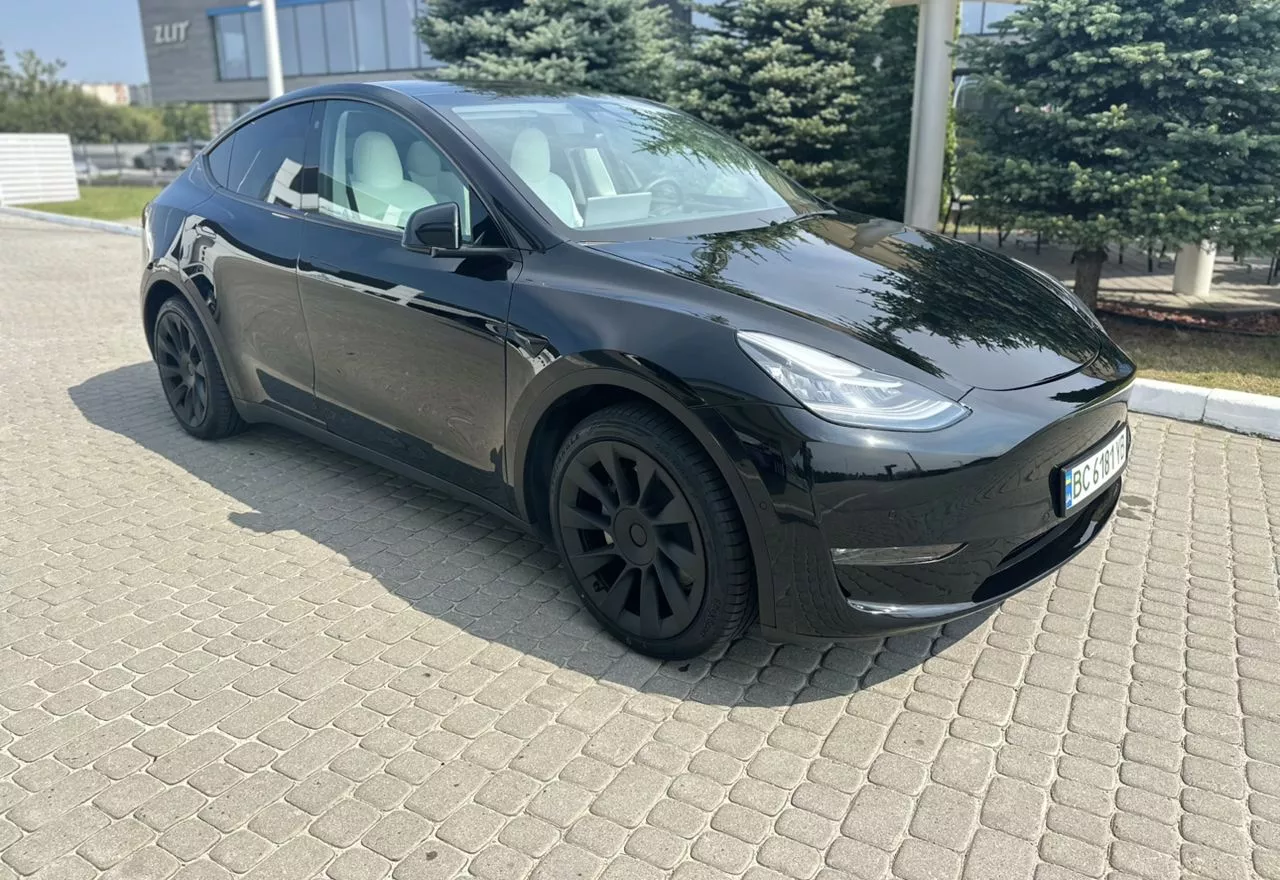 Tesla Model Y  82 kWh 202121