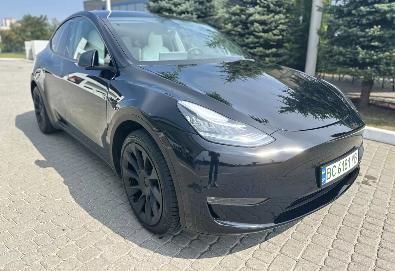 Tesla Model Y  82 kWh 202141