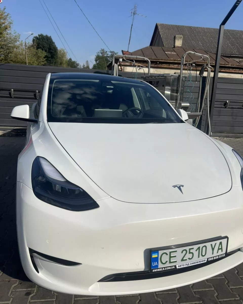 Tesla Model Y  82 kWh 202211