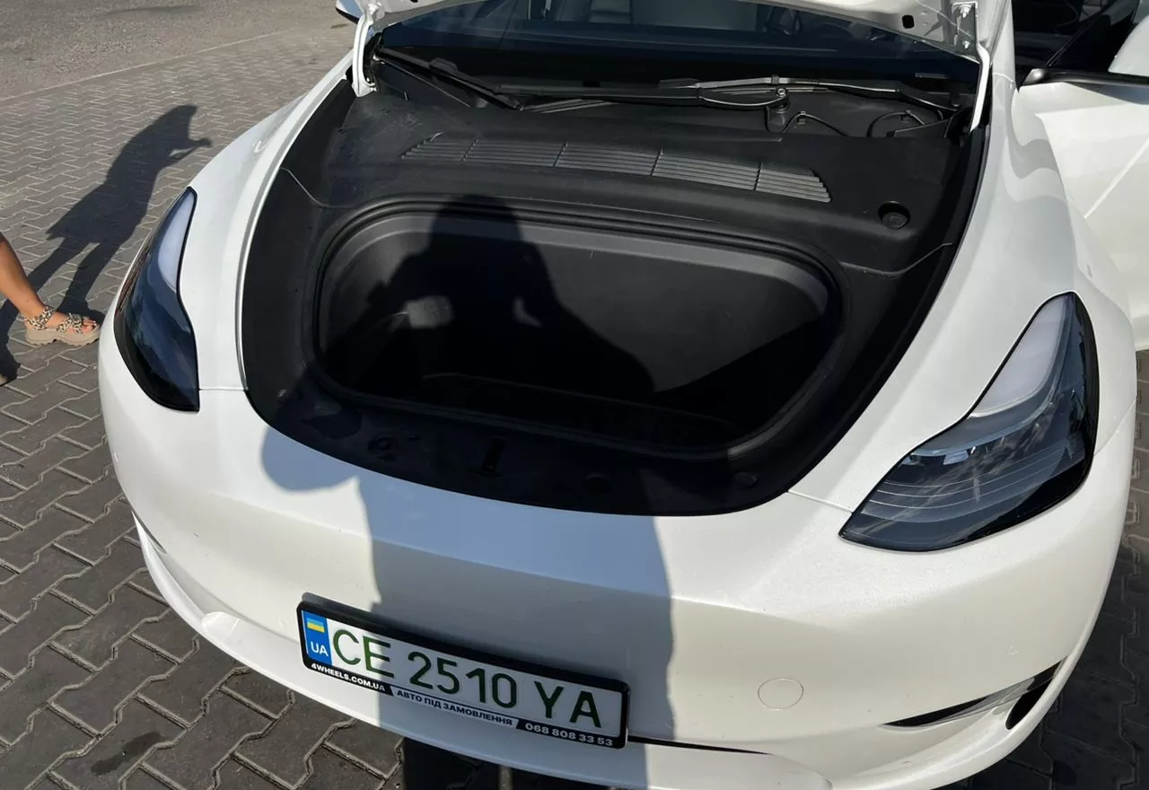 Tesla Model Y  82 kWh 2022141