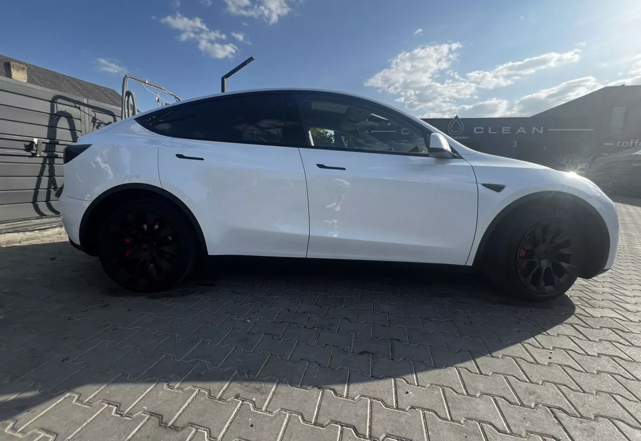 Tesla Model Y  82 kWh 2022191