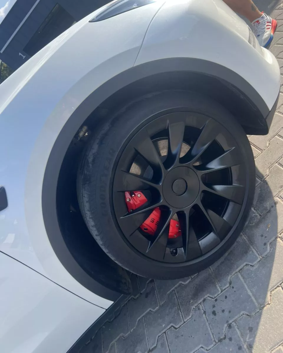 Tesla Model Y  82 kWh 2022201