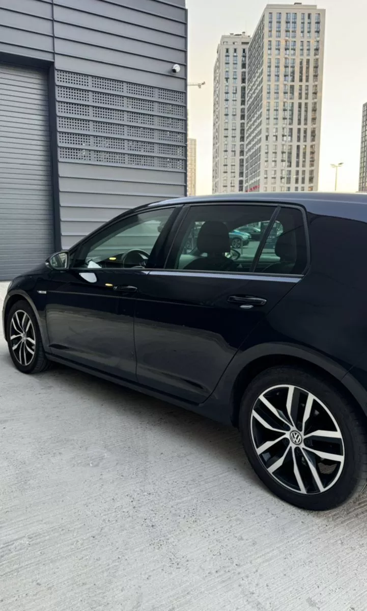 Volkswagen e-Golf  36 kWh 201861