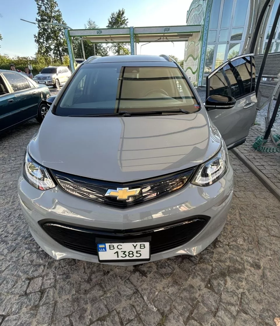 Chevrolet Bolt EV 