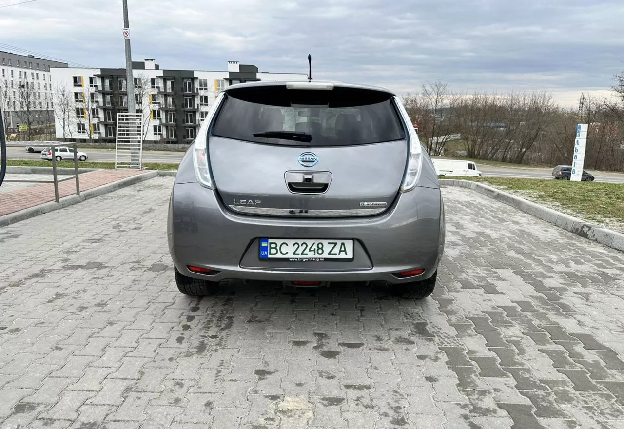 Nissan Leaf  24 kWh 2014271