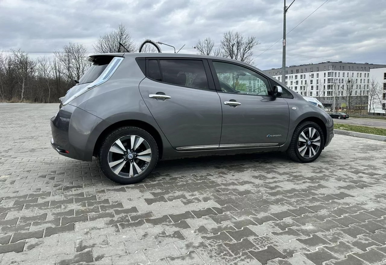 Nissan Leaf  24 kWh 2014351