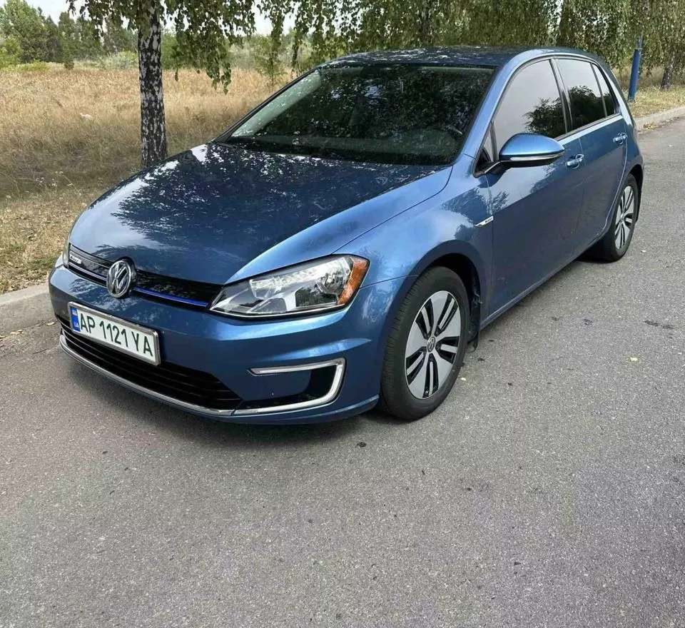 Volkswagen e-Golf  201601