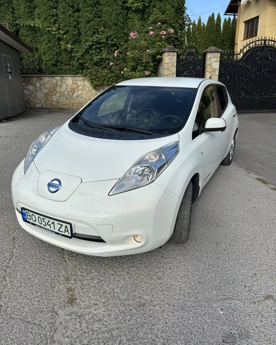 Nissan Leaf  24 kWh 201401