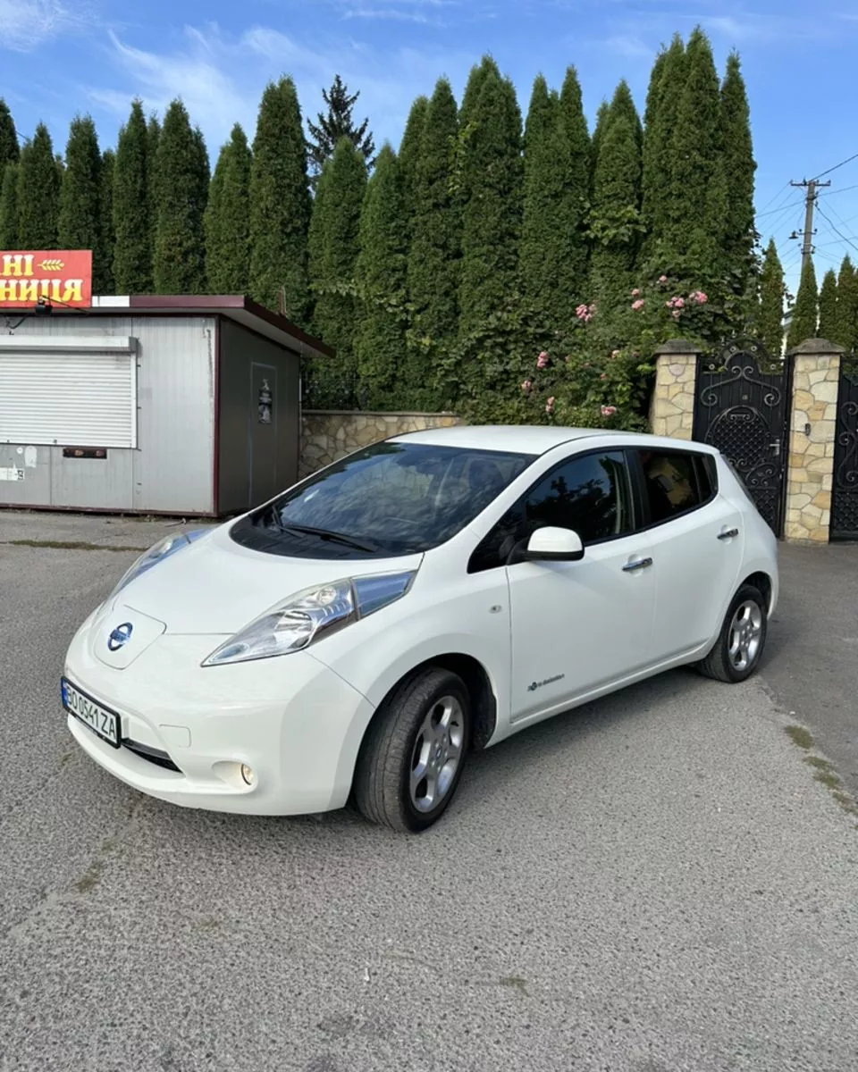 Nissan Leaf  24 kWh 201411