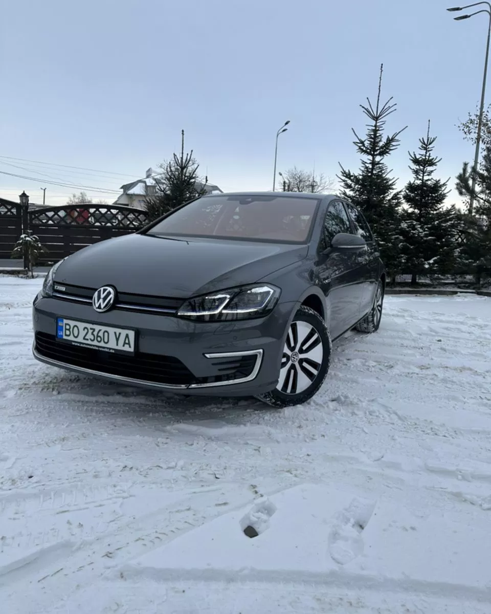 Volkswagen e-Golf 