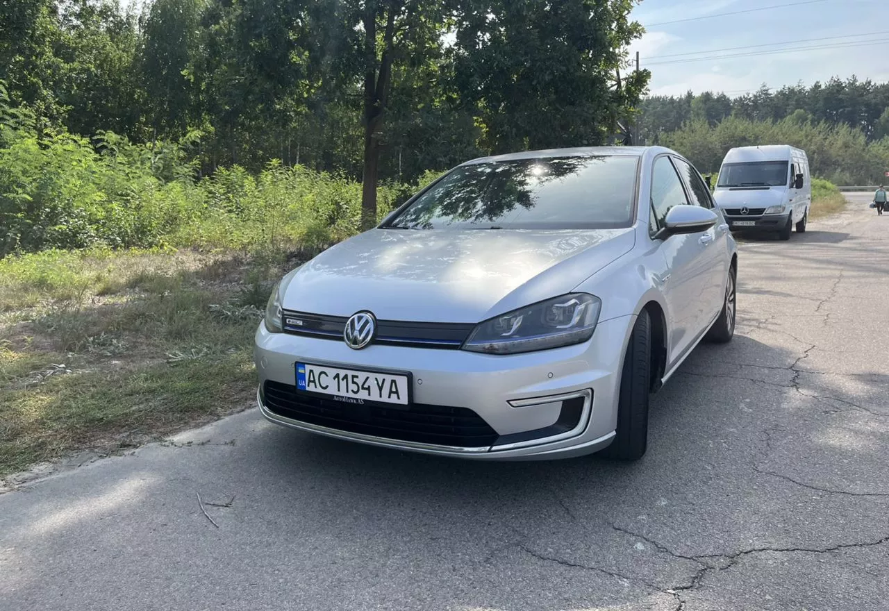 Volkswagen e-Golf  24 kWh 201411