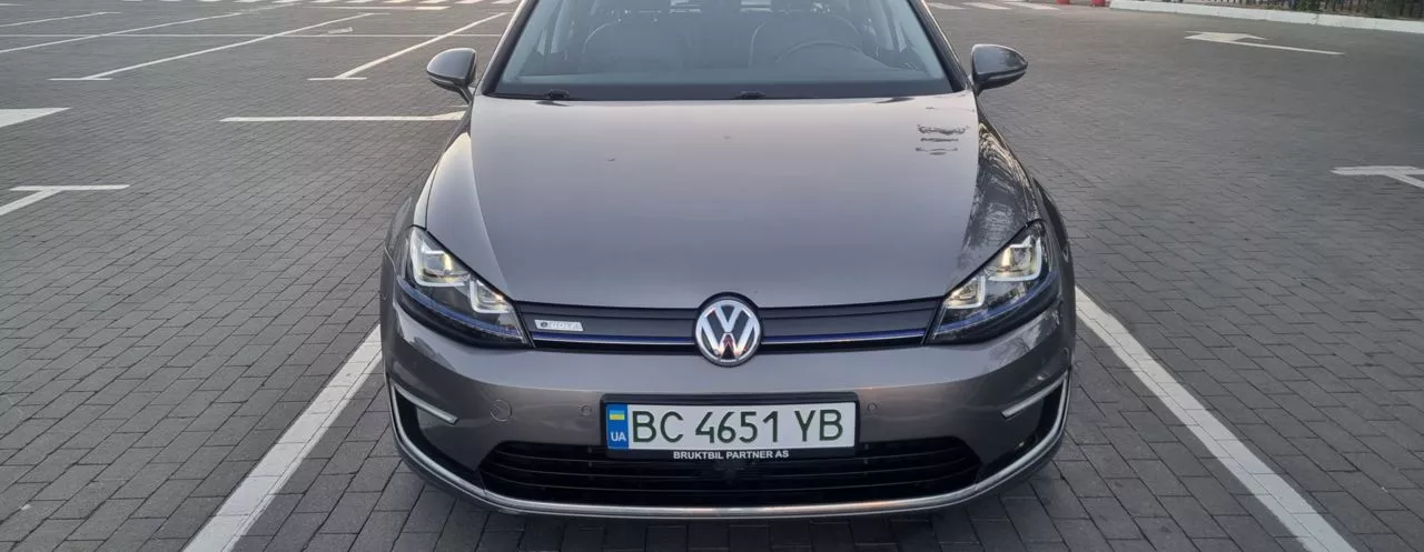 Volkswagen e-Golf 