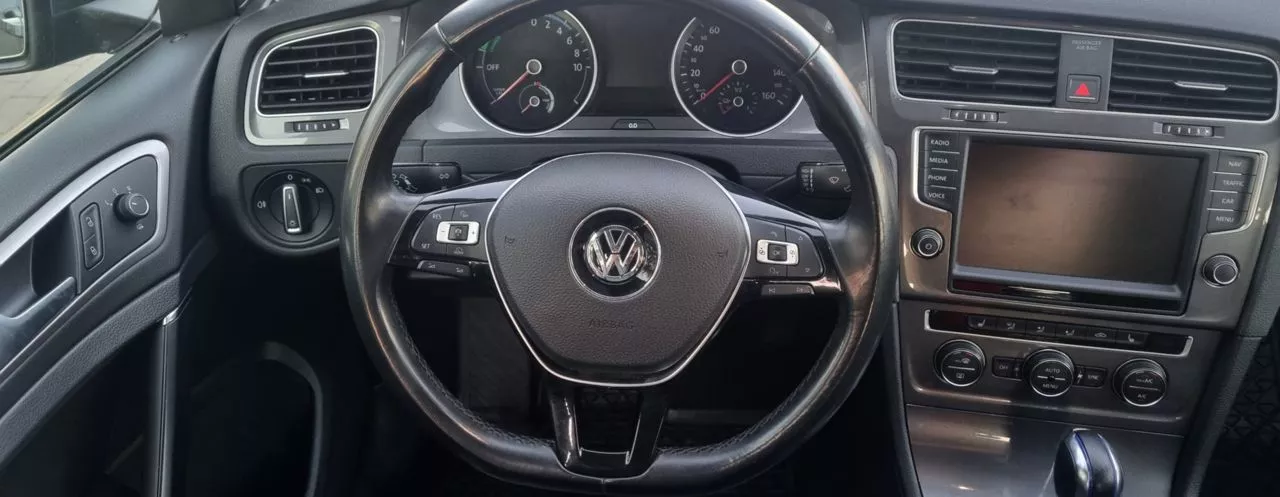 Volkswagen e-Golf  24 kWh 2015191