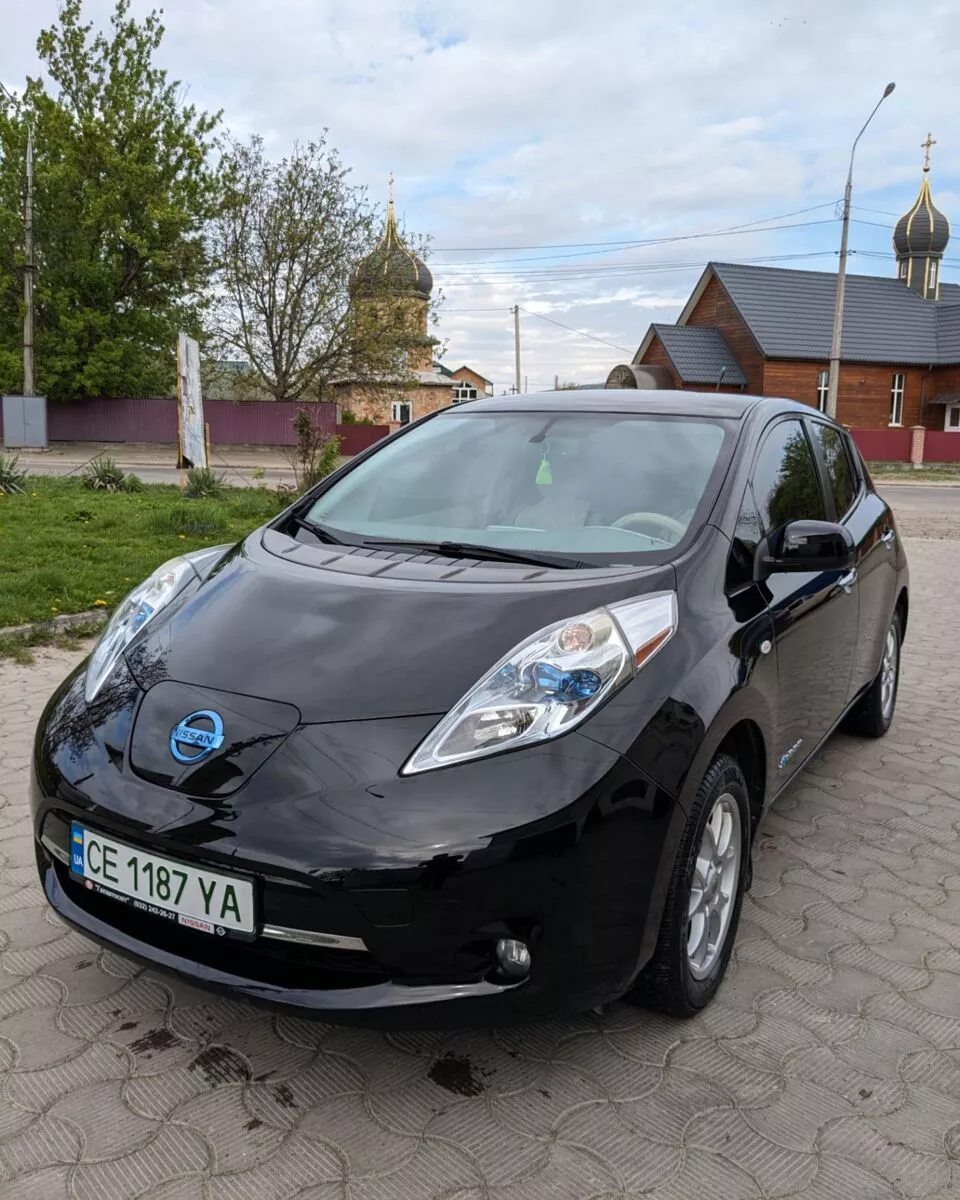 Nissan Leaf  30 kWh 2012101