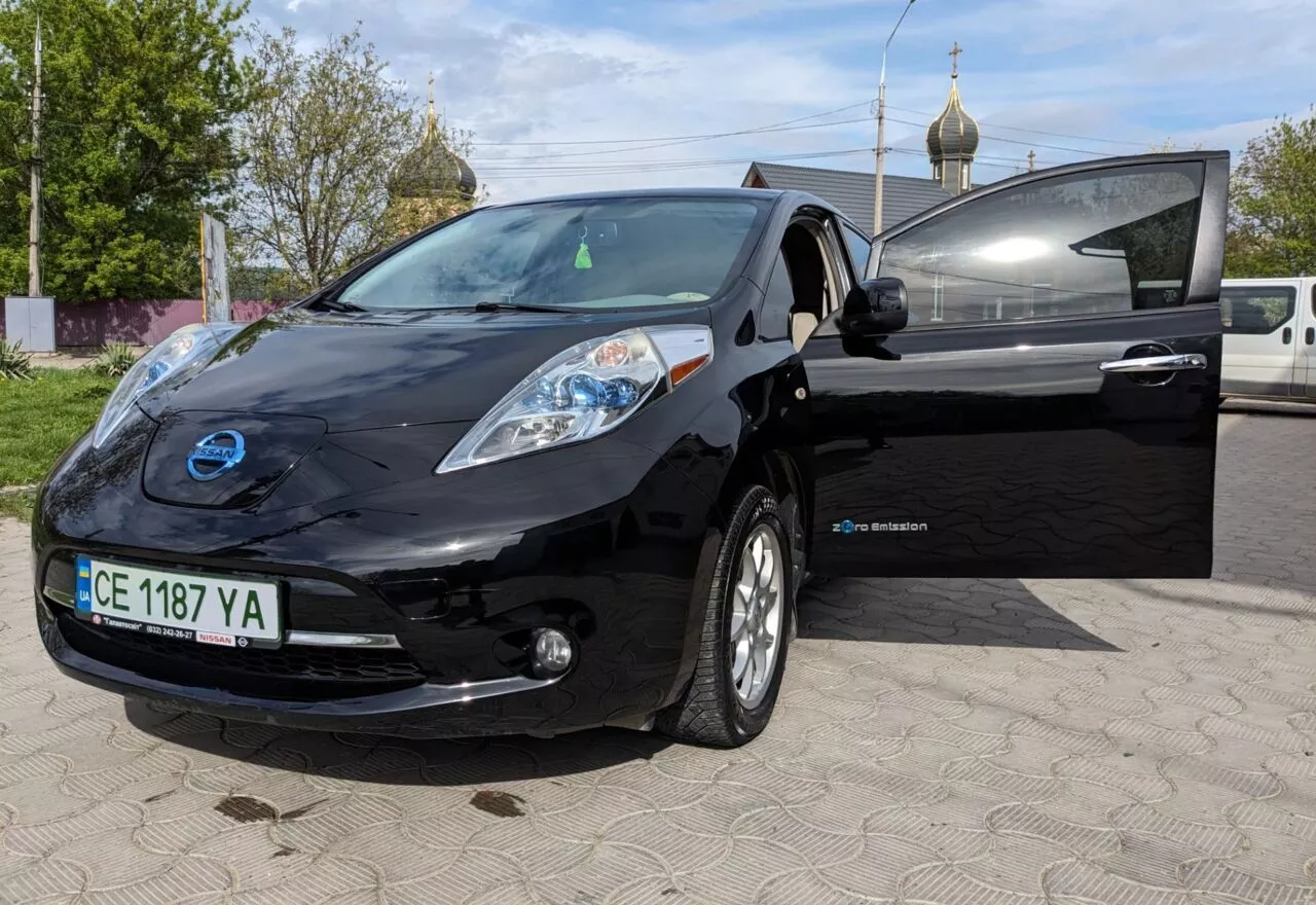 Nissan Leaf  30 kWh 2012181