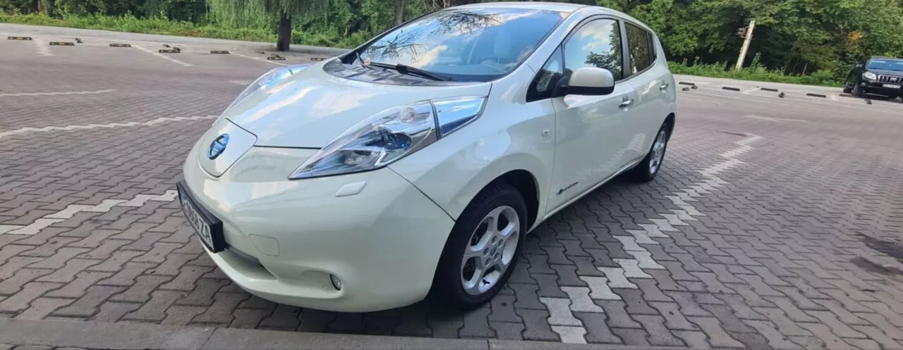 Nissan Leaf  24 kWh 201171