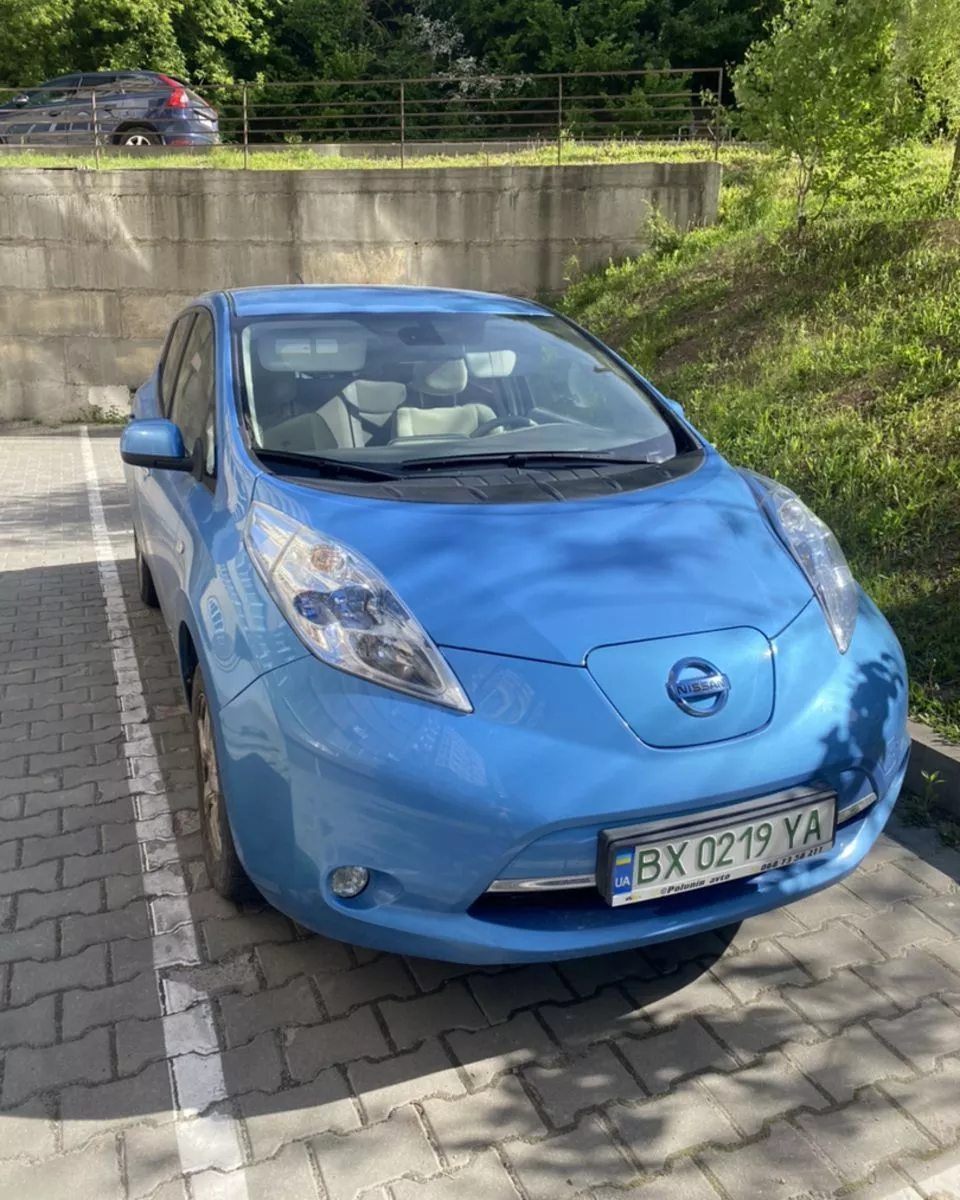 Nissan Leaf  24 kWh 201221