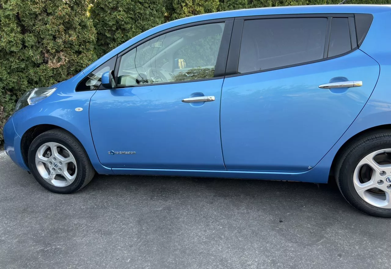 Nissan Leaf  24 kWh 201161