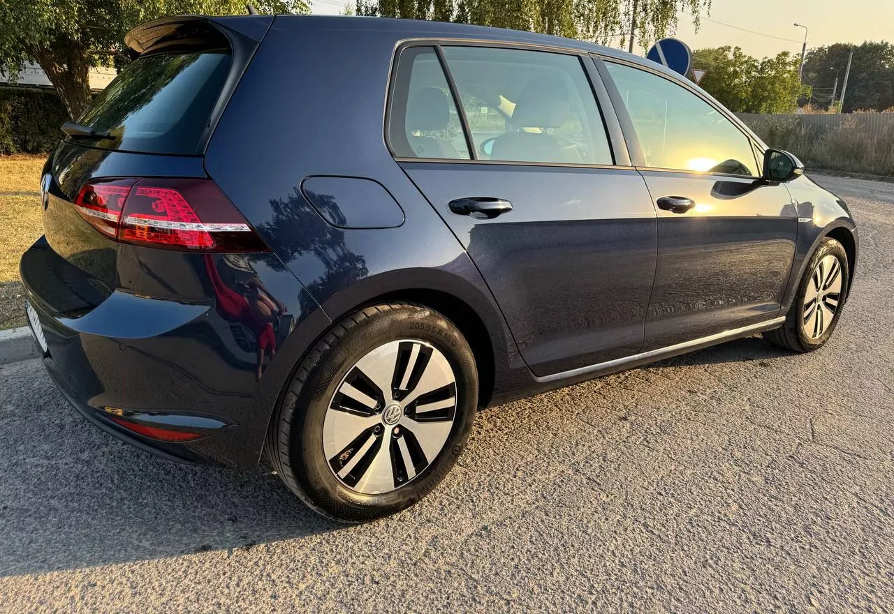 Volkswagen e-Golf  24 kWh 201611