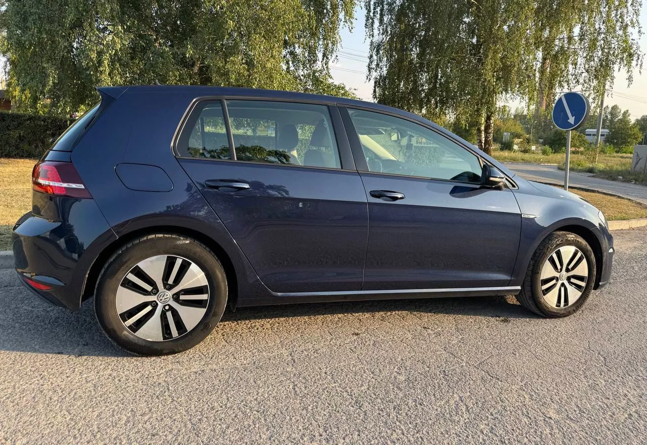 Volkswagen e-Golf  24 kWh 201631