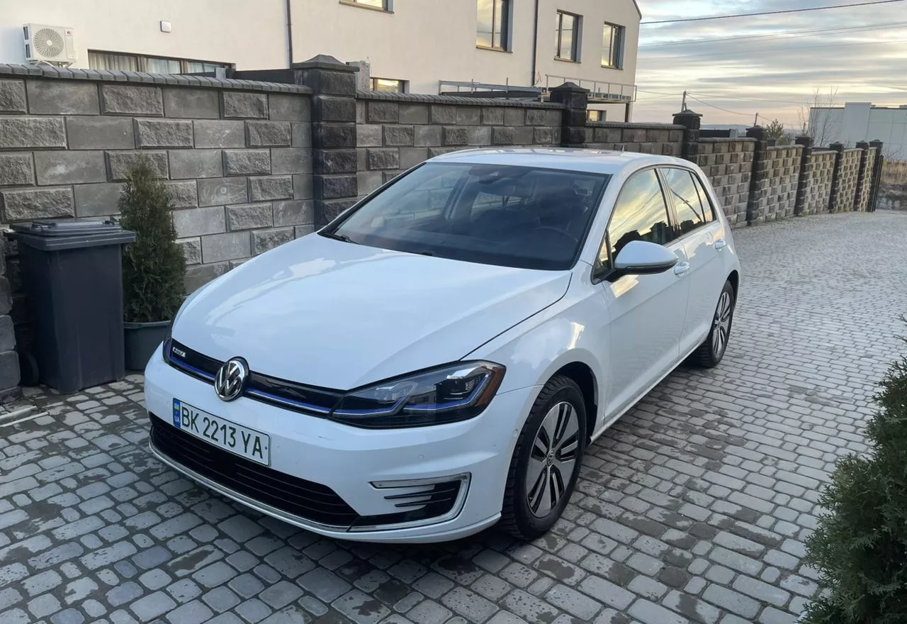 Volkswagen e-Golf 