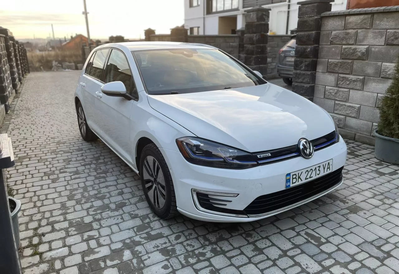 Volkswagen e-Golf  36 kWh 201841