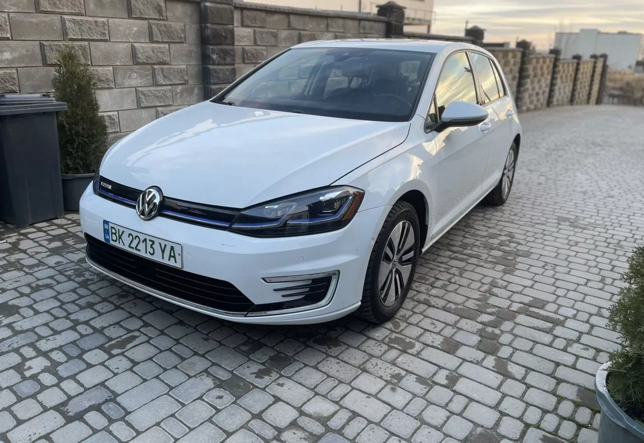 Volkswagen e-Golf  36 kWh 201861