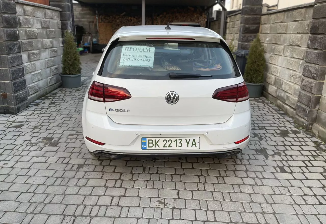 Volkswagen e-Golf  36 kWh 201881