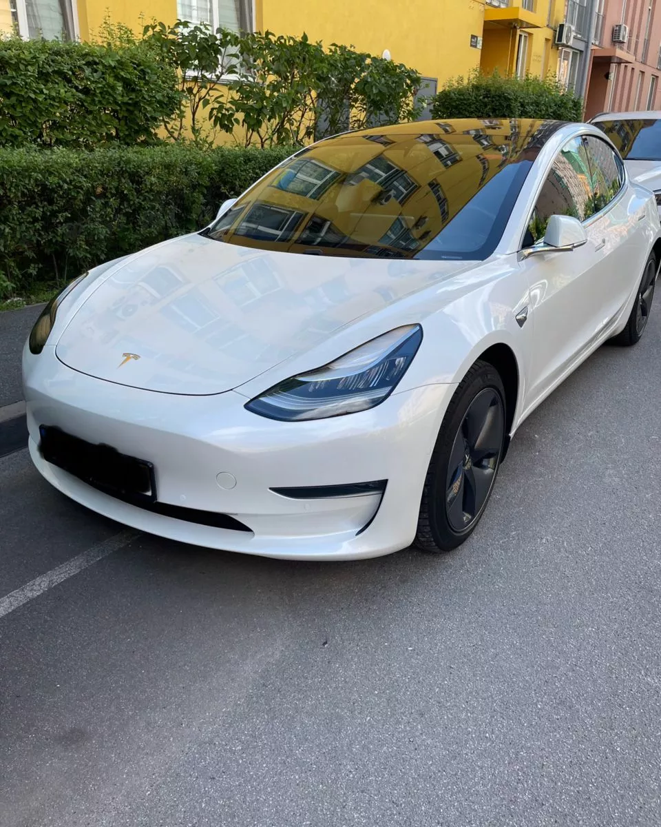 Tesla Model 3  82 kWh 202011