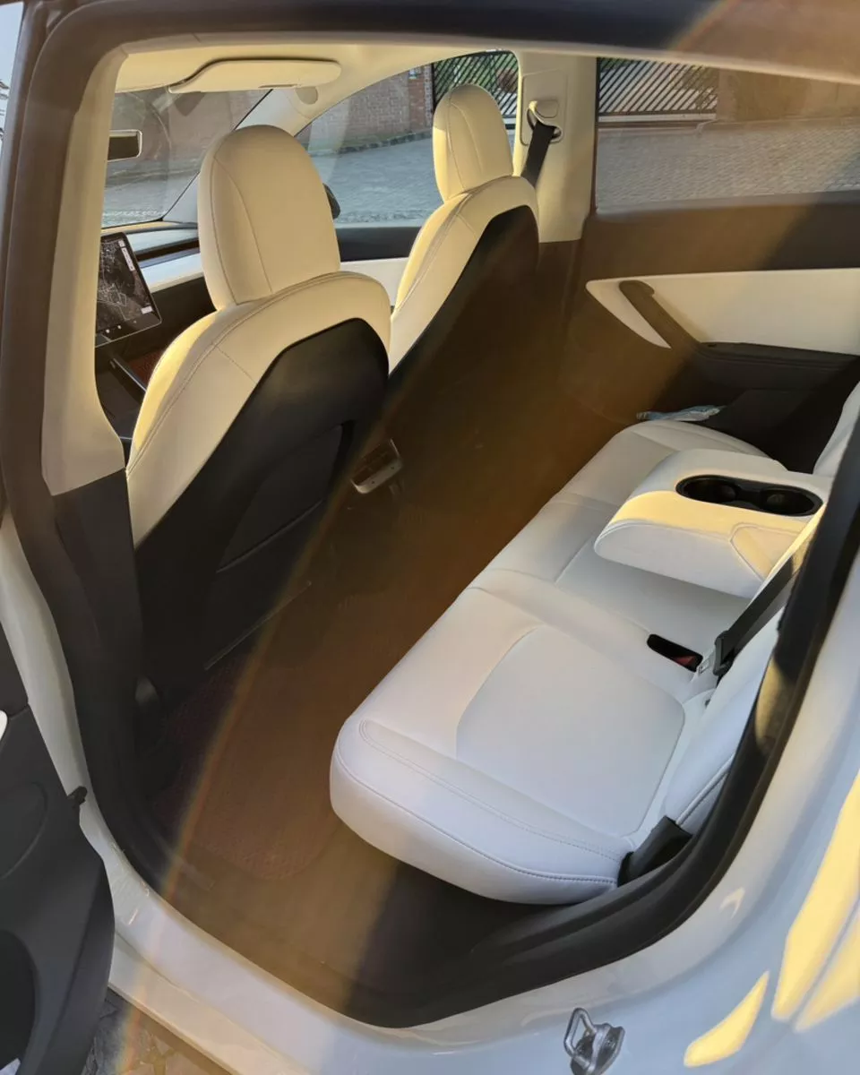 Tesla Model Y  75 kWh 2020351