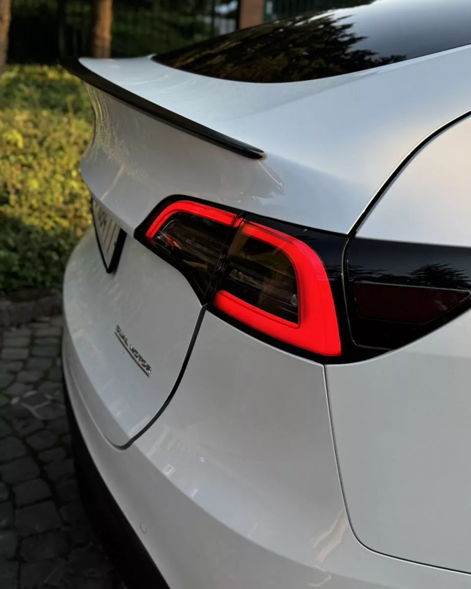 Tesla Model Y  75 kWh 2020461