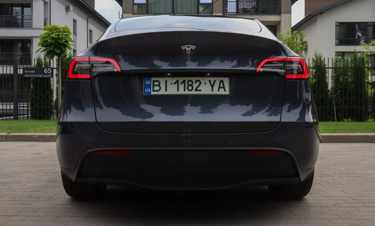 Tesla Model Y  82 kWh 202151